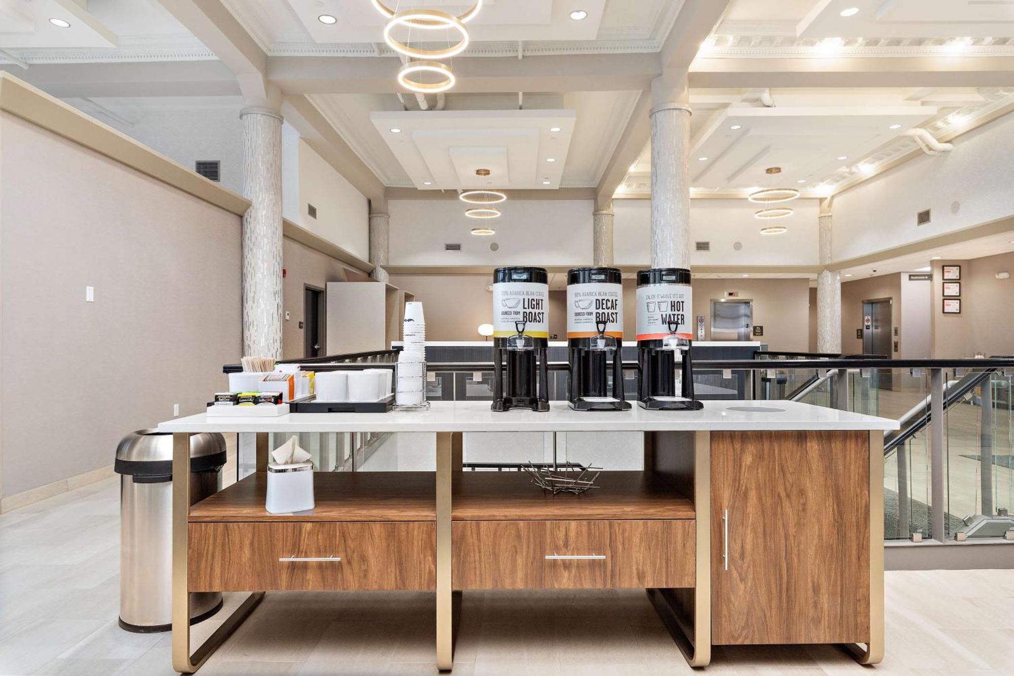 堪萨斯城市中心金融区希尔顿欢朋酒店 外观 照片